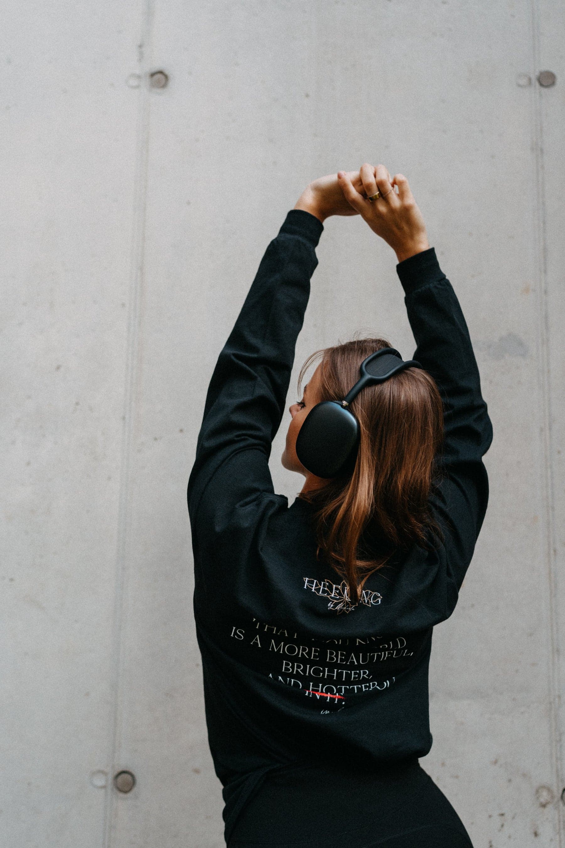 Heeling Wear long sleeve v pohybu