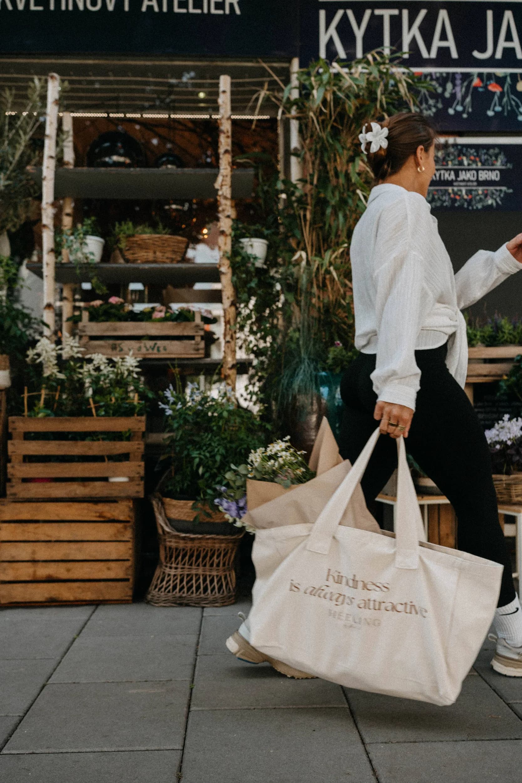 Heeling Tote Bag — fotografie 3