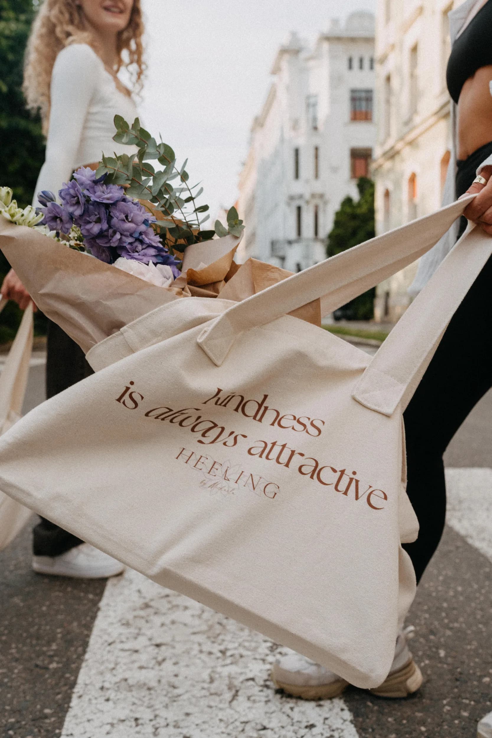 Heeling Tote Bag — fotografie 5