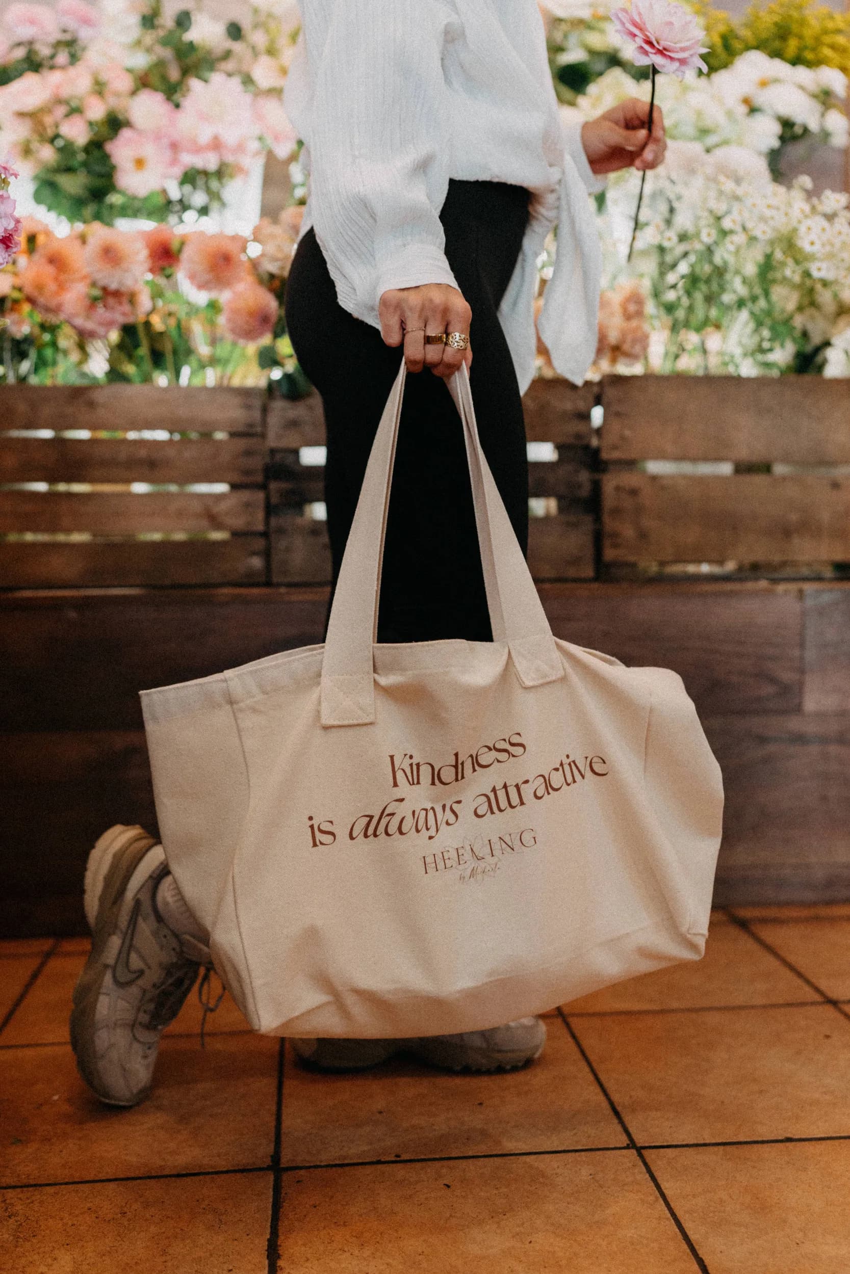 Heeling Tote Bag — fotografie 7